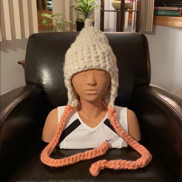 Mischa Lampert Nolita Nip wool hat - Picture 1 of 9